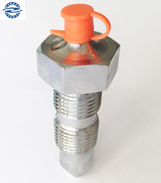 SK8 Excavator Track Adjuster Grease Valve Fitting