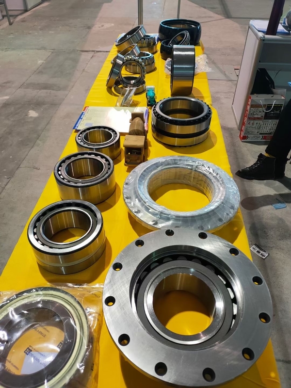 Single-row full-complement cylindrical roller bearing INA SL183013-A-XL 65mm I.D Cylindrical Roller Bearing 100mm O.D