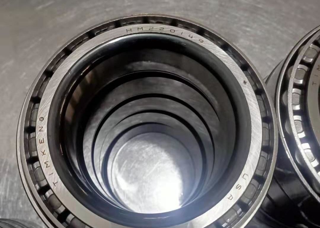 HM220149/220110Tapered Roller Bearing HM201249/110   SIZE  99.975*156.975*42mm  HM220149   HM220110